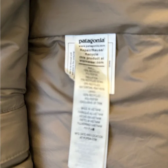 Patagonia Light Brown Quilted Jacket - Picture 9 of 14